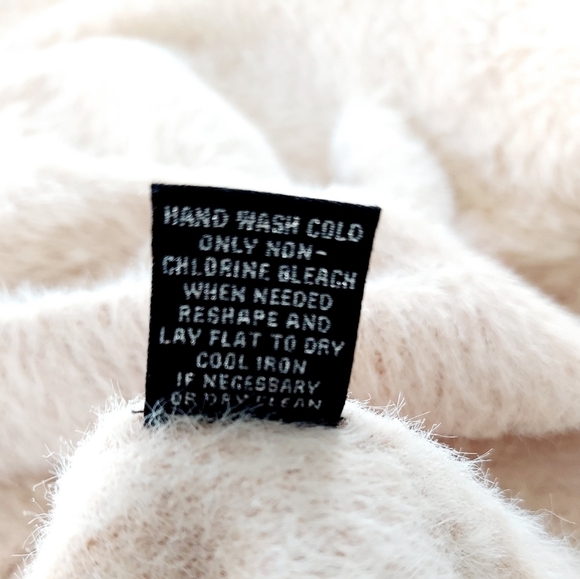 Catherine Malandrino Eyelash Knit Mockneck Sweater Cream Women Medium Fuzzy EUC - Picture 4 of 15